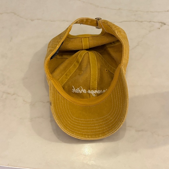 Hat - Picture 7 of 8